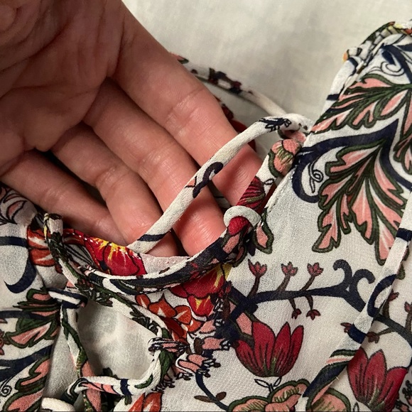 Paris & Me Ruffled Dress - Picture 4 of 8